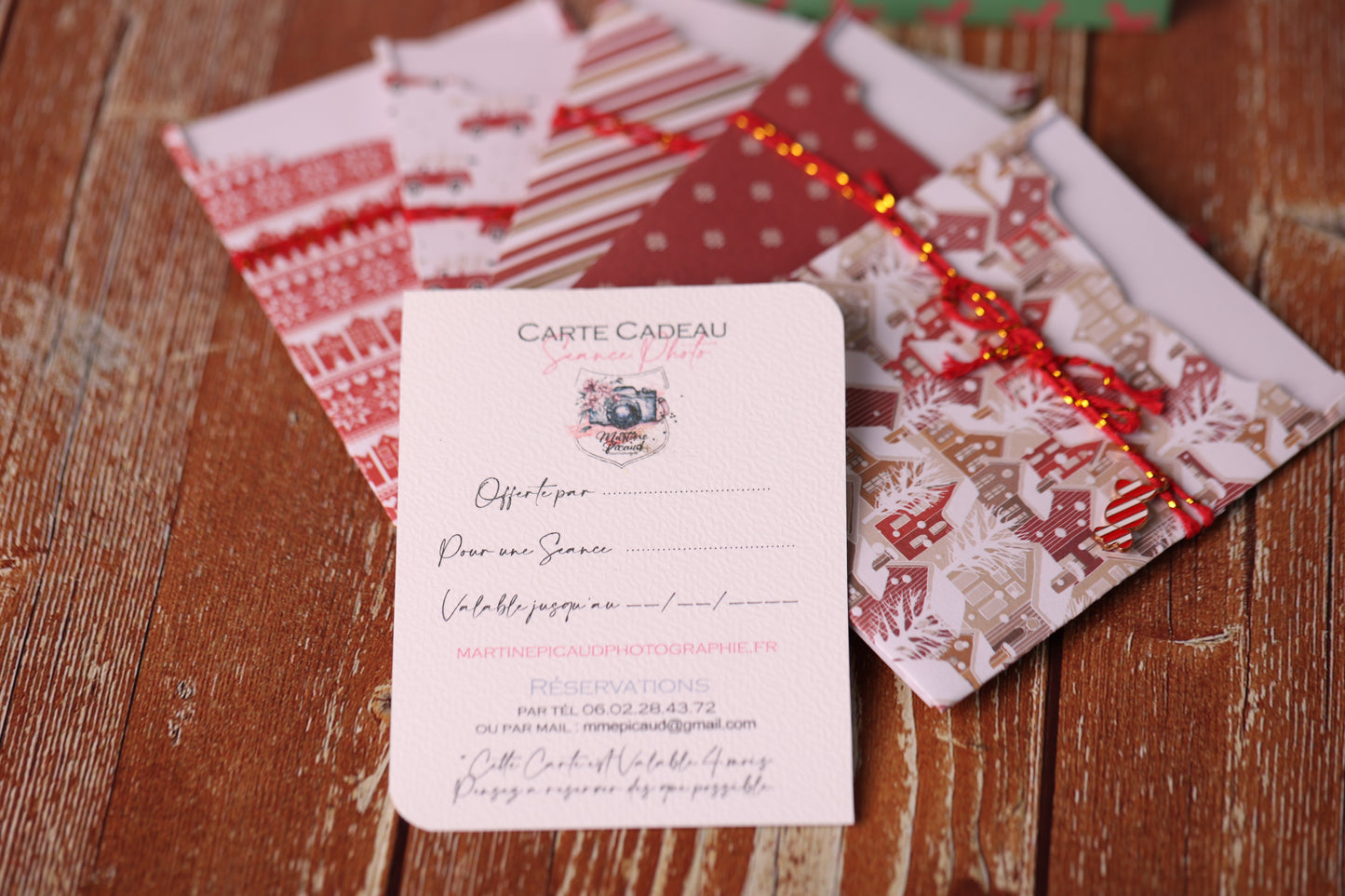 Lot de 10 Cartes Cadeaux Personnalisées - Noël Traditionnel assorties