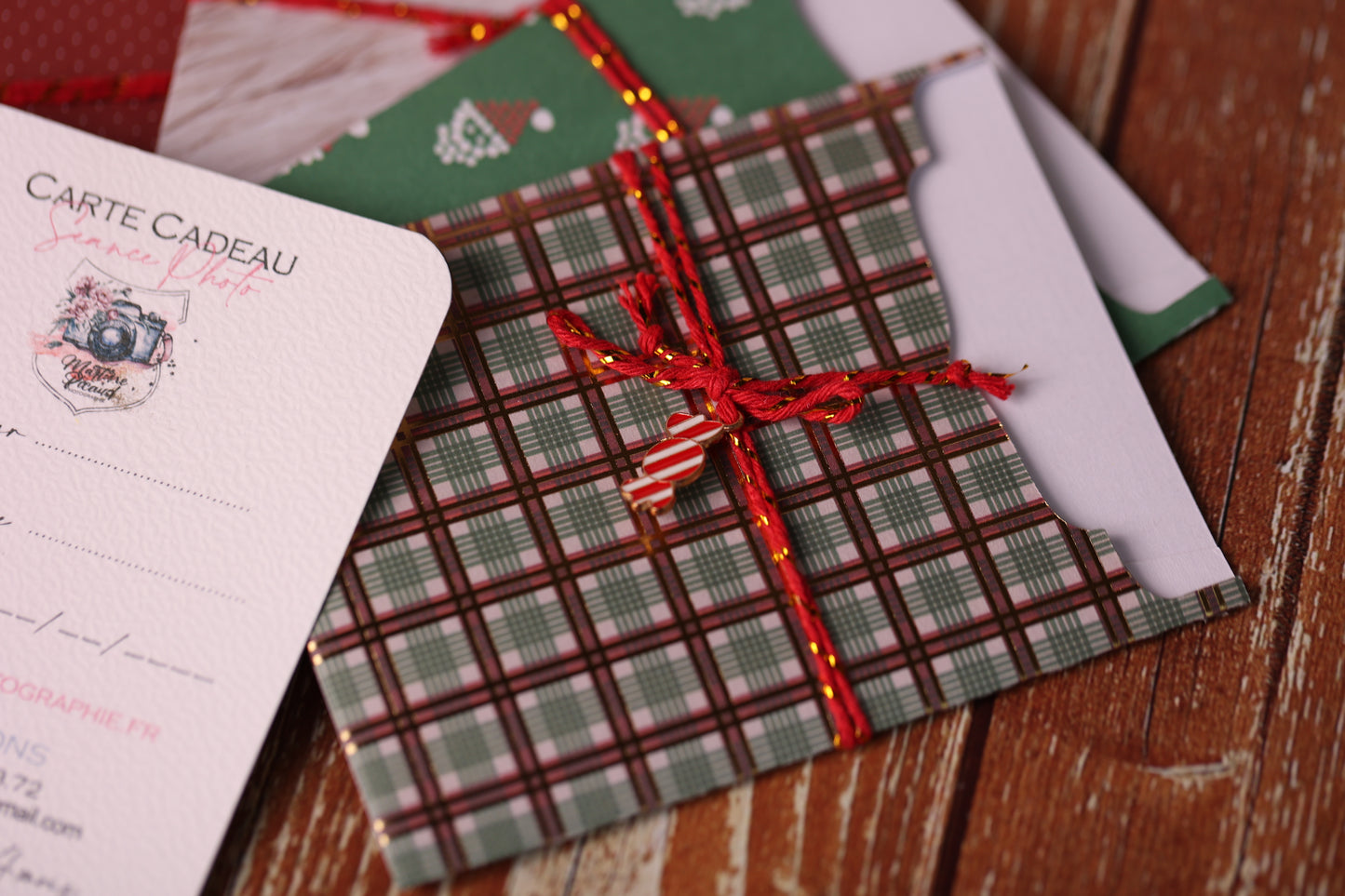 Lot de 10 Cartes Cadeaux Personnalisées - Noël Traditionnel assorties
