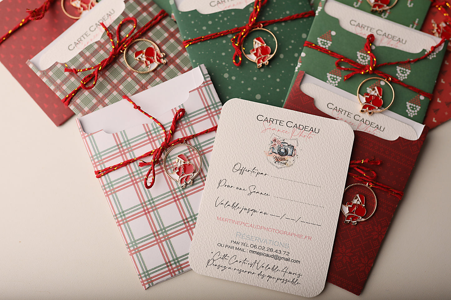 Lot de 10 Cartes Cadeaux Personnalisées - Noël Traditionnel assorties