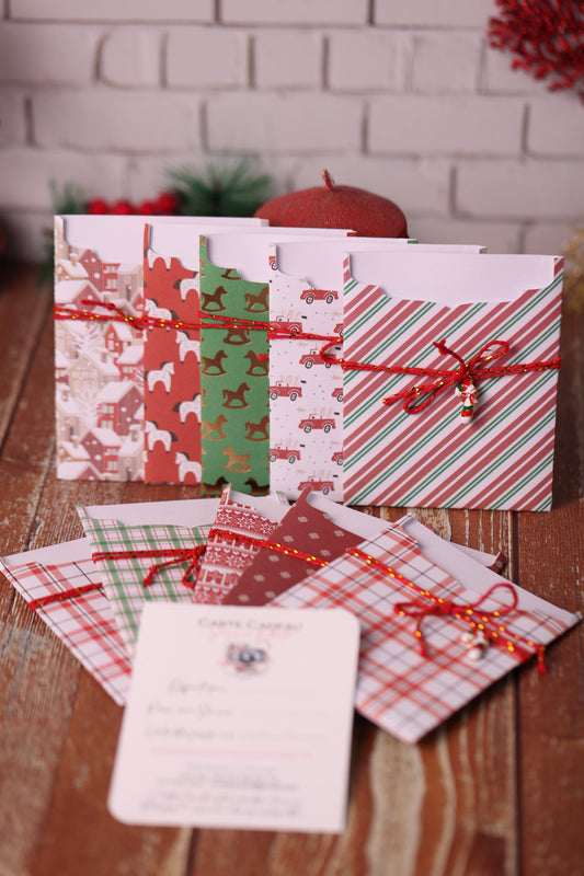Lot de 10 Cartes Cadeaux Personnalisées - Noël Traditionnel assorties